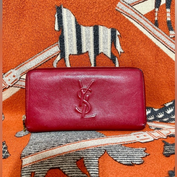 YVES SAINT LAURENT ❤️🌟 YSL EMBOSSED ZIPPY WALLET⭐️ - Picture 1 of 8